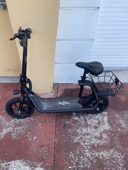 Phantomgogo Commuter R1 - Electric Scooter. As Is Not Tested No Keys