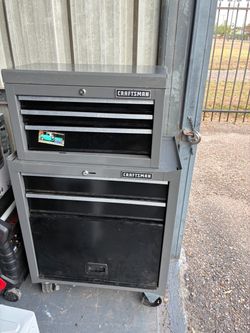 Craftsman two piece tool chest