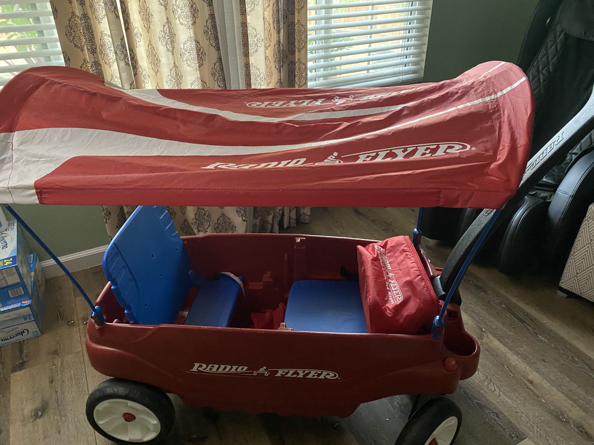 Deluxe Radio Flyer Wagon With Canopy