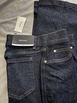 SPANX. Jeans Size Small