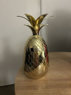 gold cocktail tumbler