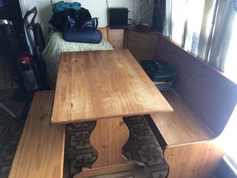 Breakfast nook table