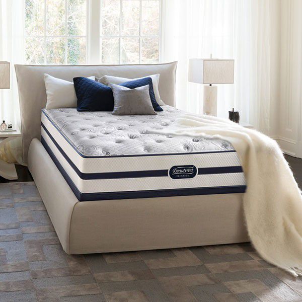 Simmons Beautyrest Recharge Signature Select Vinings 13.5" Plush Mattress And Box Springs