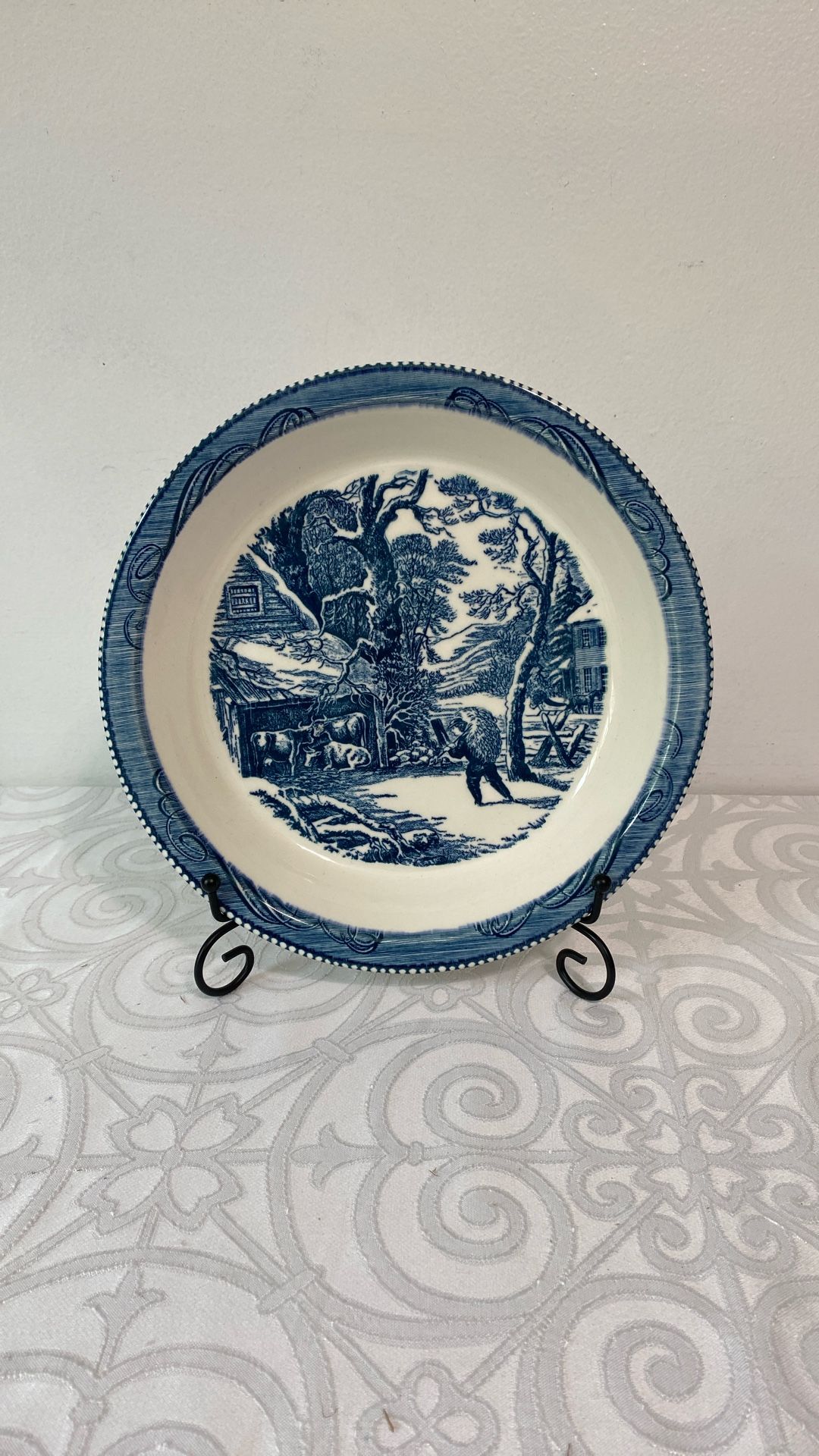 VNTG Currier & Ives Pie Plate Snowy Morning 10” EUC