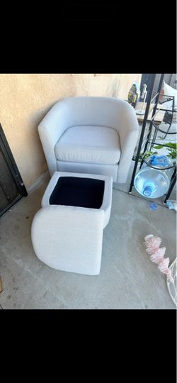 Mini swivel sofa $50