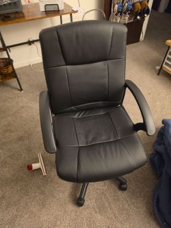 Desk chair