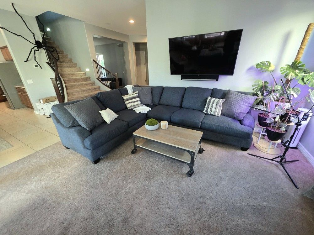Pacific Down Harper Gray Navy Sectional Couch