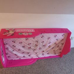Minnie Mouse Toddler Bed