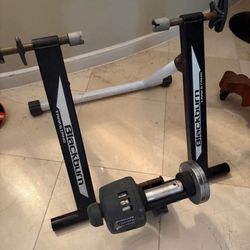 Blackburn Trakstand bicycle trainer