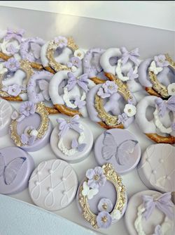 Dessert table treats