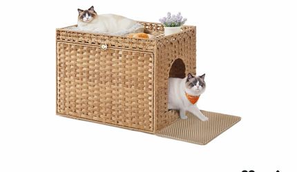 Cat litter box enclosure