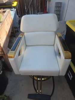 Salon chair that reclines into shampoo bowl