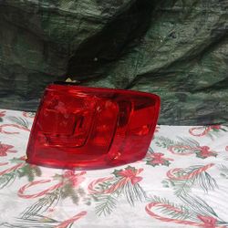 2011-14 Volkswagen Jetta Right Tail Light 