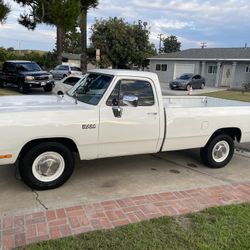 1989 Dodge D250