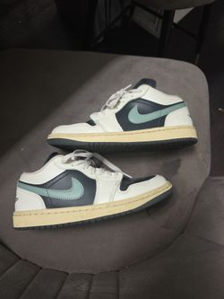 Womens Jordans