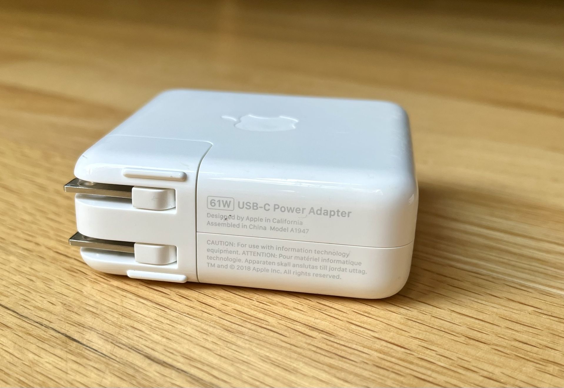  Apple 61W USB-C Charger for 13.3" 2016+ Macbooks