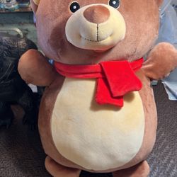 Kelly Toy , Squishmallows, Bristle Hug Mees , Cream Bear, Two Tone Color W/scarf