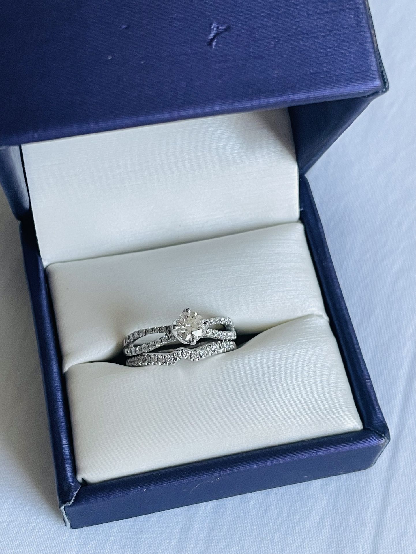 Diamond Ring set 14k White Gold New Pristine Condition