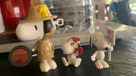 Snoopy figures set