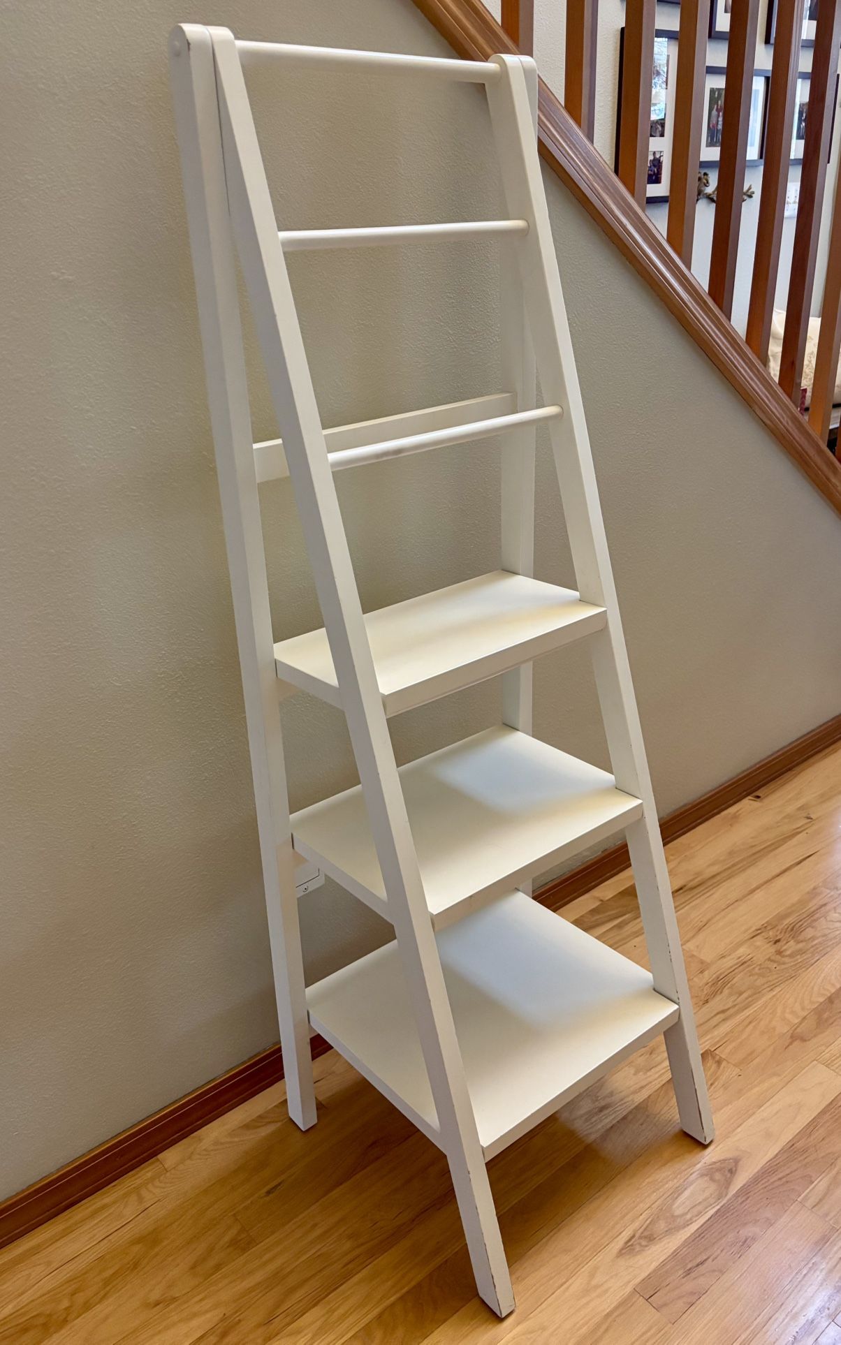 Pottery Barn Ladder Shelf Bookshelf