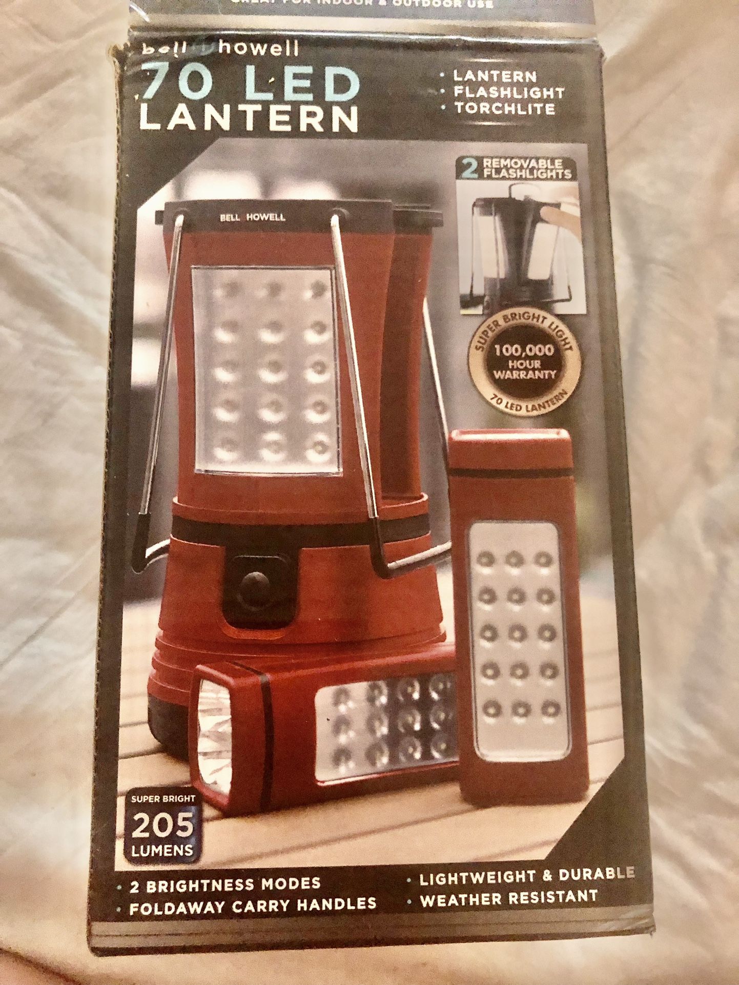 NIB Bell And Howell 70 LED LANTERN/FLASHLIGHT/TORCHLIGHT