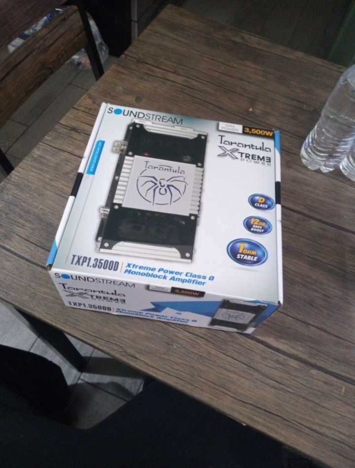 SoundStream Mono Block Amplifier