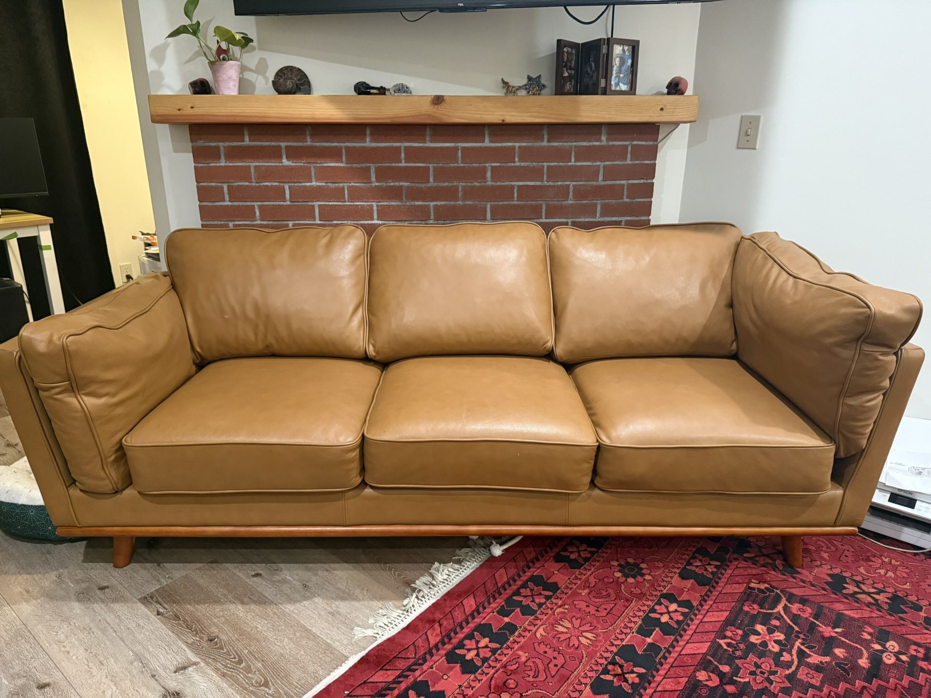 High Quality Tan Leather Couch Pickup In Valley Village 
