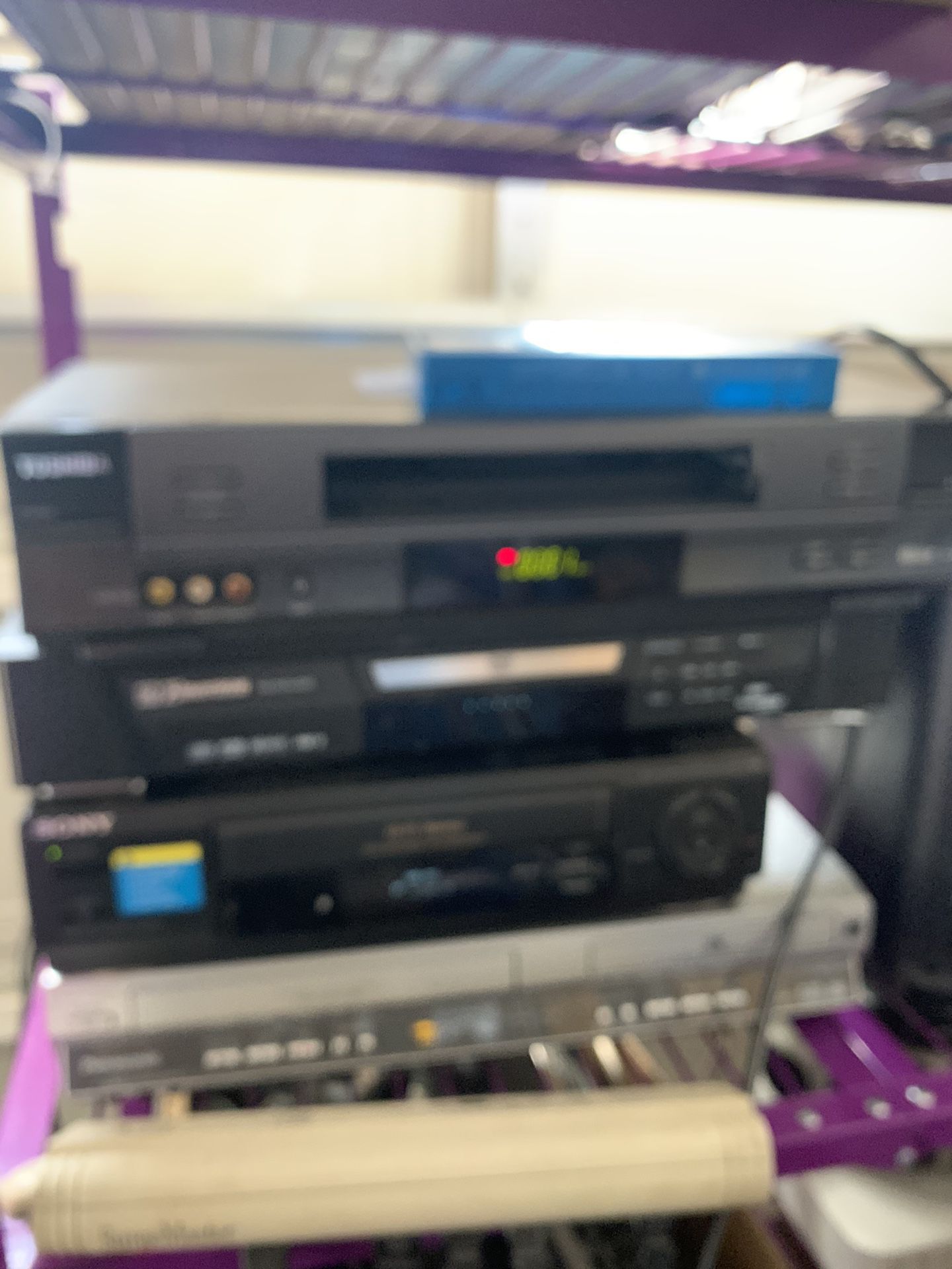 VHS,Dvd and combo players