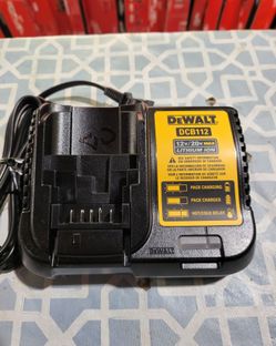 Dewalt 12v / 20v Charger