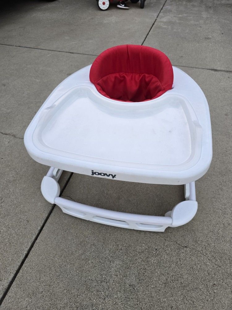 Joovy Walker