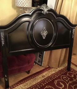 Full Size Wooden Headboard Colors Black And Silver With Crystal Gems Has Been Refurbished!🌺