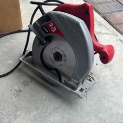 Circular Saw With Three Blades