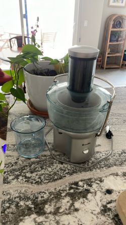 Breville BJE200XL Juice Fountain Compact Centrifugal Machine, Silver