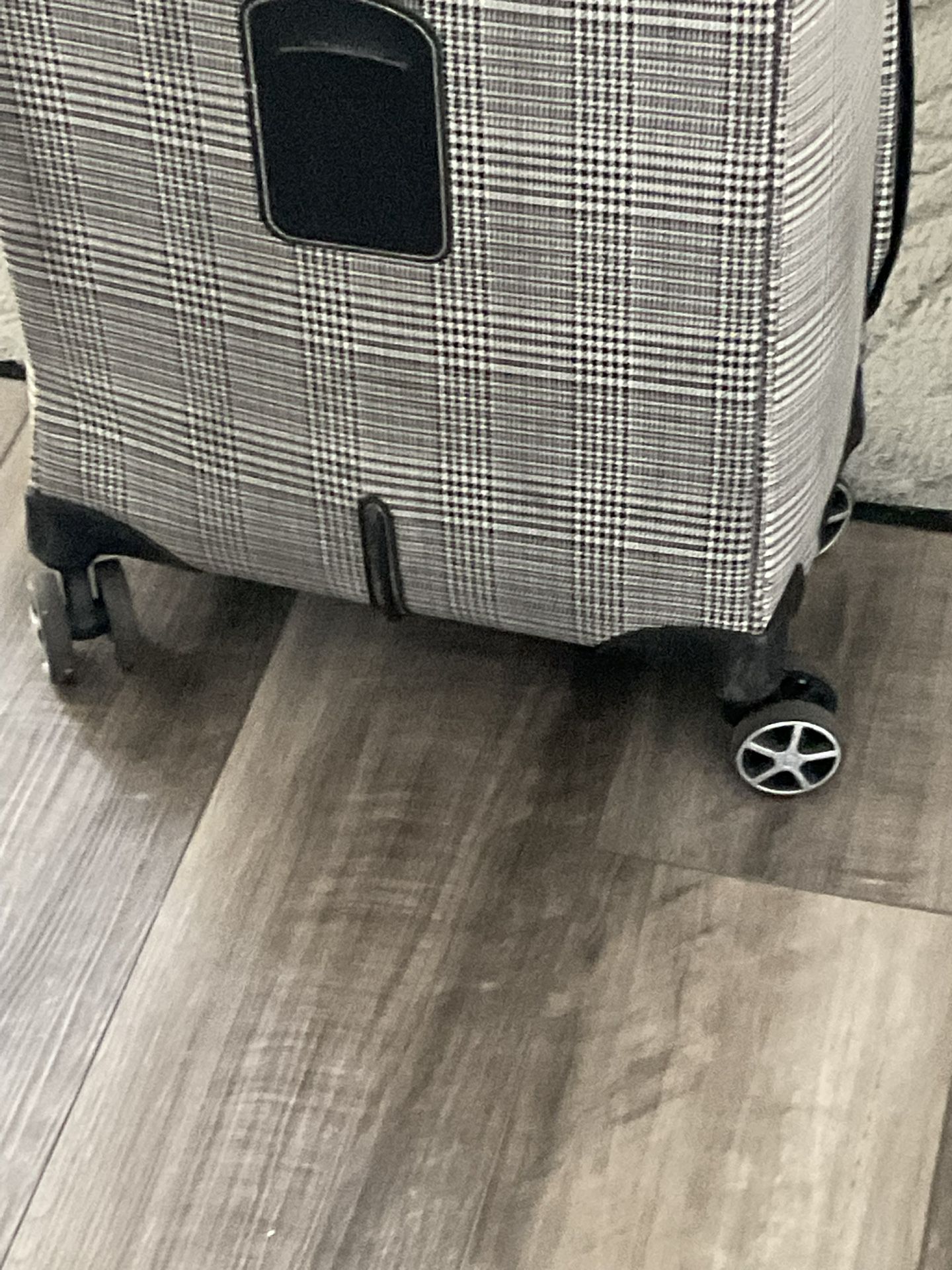 Rolling Luggage Bag