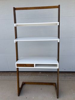 Shelf