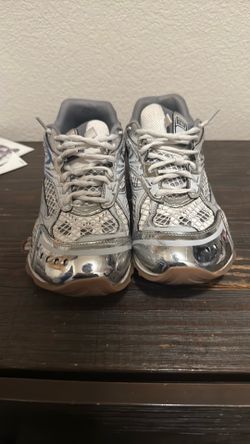 bottega veneta size 44