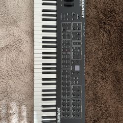 Prophet Rev2 8-voice Analog Synthesizer -excellent Condition 