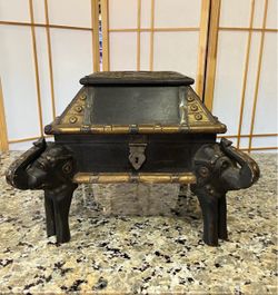 Vintage Hand-Carved Elephant Storage Box / Chest