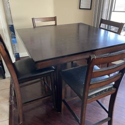 Dinning Table 4chairs 