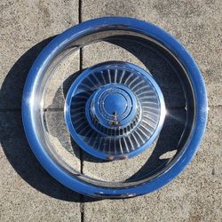 15" Chevy Rally Center Cap And Beauty Ring