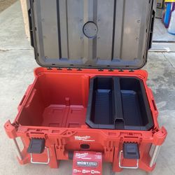 Large Tool Box ( Read Description)