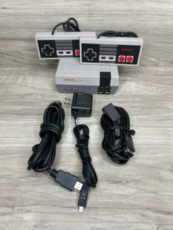Nintendo Nes Classic Edition Console CLV-001 With 2 Controllers (PO1026523)