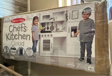 Melissa & Doug play kitchen