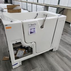 Bathroom Walk In Bathtub