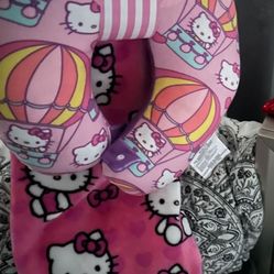 Hello Kitty Toddler Blanket 💖💖💘
