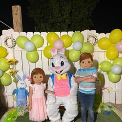🐰🍬🍭EASTER  BUNNY VISITS 🍭🍬🐰