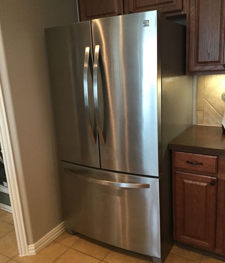 Kenmore 70413 27.6 cu ft French door refrigerator Stainless steel