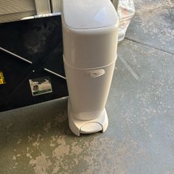 Diaper Genie 
