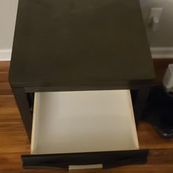 Niccolo Brown End Tables 