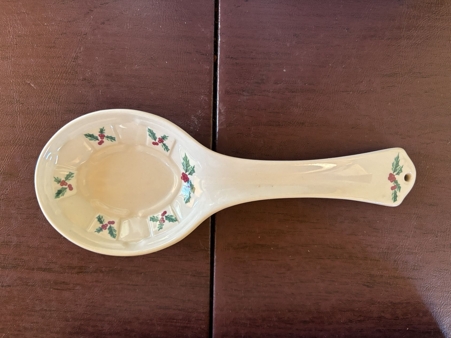 Longaberger Vintage NIB Christmas Traditional Holly Spoon Rest
